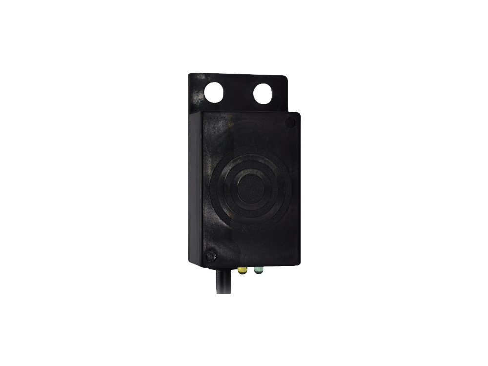 Integral 3-Pin Deutsch DT04-3P Connector 1//2-14 NPT Mounting Size Gems Sensors 242985 CAP-300 Reliable Coolant Level Sensor Brass Stem 1//2-14 NPT Mounting Size Dry Sink